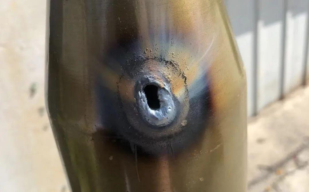ű